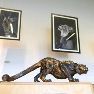 Kaisa Kangro art - bronze snow leopard. Lynx and giraffe paintings. 2016.